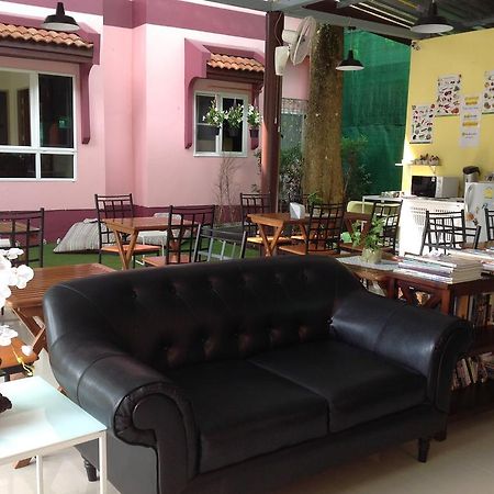 Sandy House Rawai Экстерьер фото