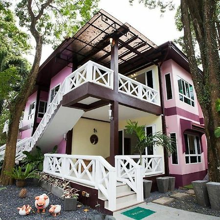Sandy House Rawai Экстерьер фото