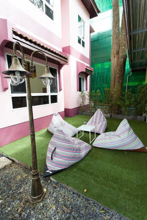 Sandy House Rawai Экстерьер фото
