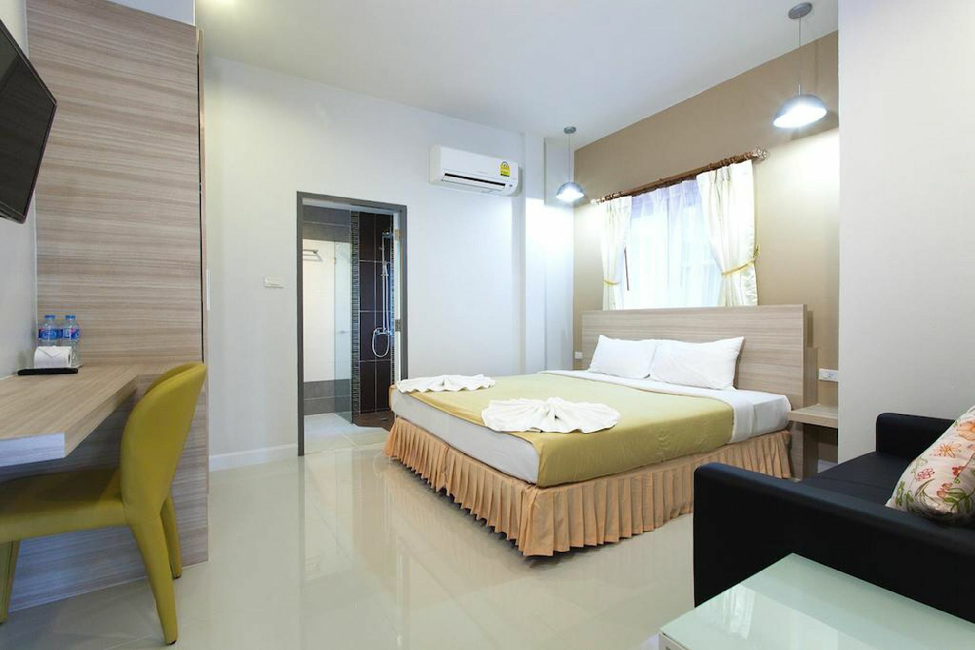 Sandy House Rawai Экстерьер фото